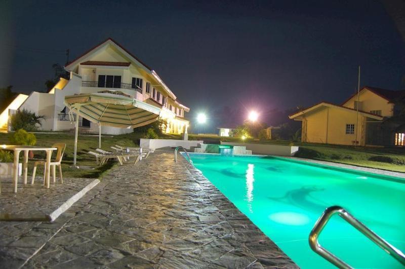 Sherwood Bay Resort & Aqua Sports Inc. Sunacolan Экстерьер фото